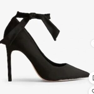 Express  pointed high heels size 10